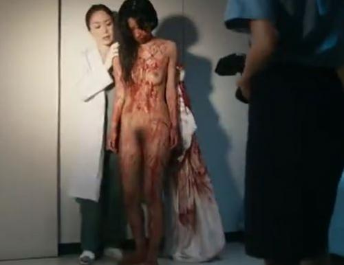【間宮夕貴（JK）×壇蜜】グロ注意！レイプされた女子高生が証拠のためにM字開脚でマンコの写真撮影！思い出してオナニーｗ
