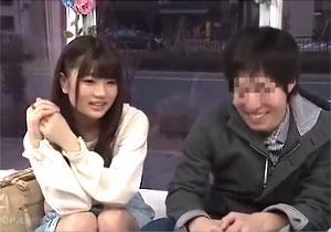 モテモテな女友達とのエッチにニヤニヤが止まらない男友達のミラー号企画！