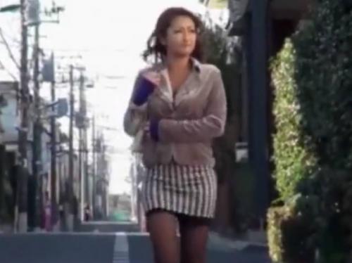 ★吹石れな★★ド派手なPTAのおばさんが悪ガキに性奉仕！！！