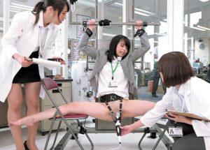 《SOD女子社員》総務部OLが25万回転の超強力電マの威力を検証した結果ビショ濡れお漏らしマジイキ!