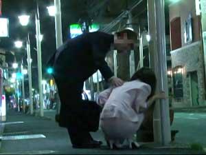 終電後の女の子をお持ち帰り！カラダが動かない女の子に好き放題ハメる強姦魔！