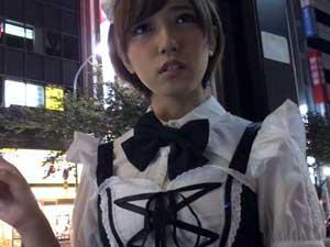 《外国人ナンパ》メイドコスの可愛い娘をナンパしホテルでハメハメ！
