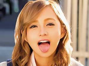 「あたしのフェラテクすごいんだょ♡」おバカだけどエッチな女子高生が上下の口でザーメン受け止めちゃってるｗｗｗ