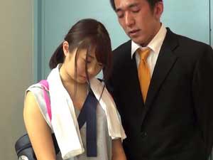【レイプ】「すみません　気をつけます」ミスした美人ADが上司に謝罪した結果ｗｗｗ