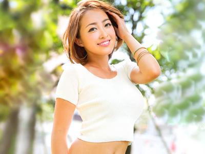 クラブで出会った１００００人の男を物凄い腰フリ騎上位でイカしたヤリマン帰国子女が凄テク魅せつける！！
