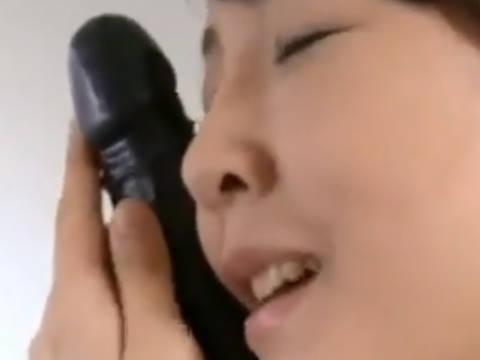 【ヘンリー塚本】これこれ…旦那を見送ったオナニー中毒の熟女巨乳人妻がナンパされて手コキ＆イラマチオで寝取られ