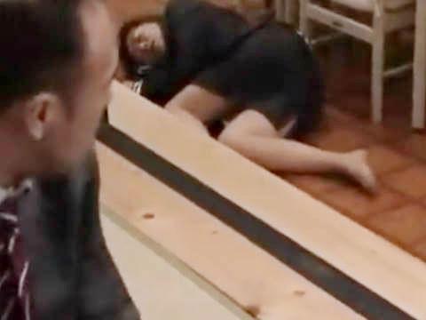 【ヘンリー塚本】飲みすぎちゃったからトイレに行くねぇ…会社の飲み会で泥酔した巨乳の女性社員をホテルに連れ込んで輪姦