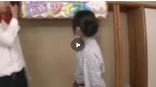 だから開始2秒で即おっぱいポロリ ゲームが進んで開脚すれば大胆にマンチラ全開で、あんなところも丸見え