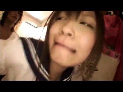 巨乳JKが制服着衣のままレイプされ大量ぶっかけされちゃう