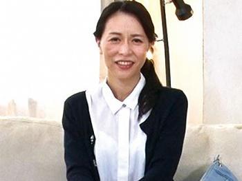 図書館勤務の地味系50代おばさん、人には言えない性癖が凄すぎる！緊縛調教され喜ぶ淫乱痴女②