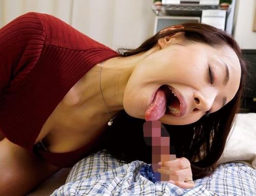 娘婿の朝立ちビンビン棒を見てﾑﾗﾑﾗが抑えられない！オナニーでは満足できない義母が...②【森下美緒】近親相姦
