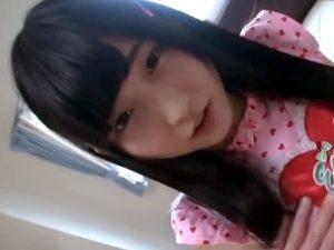 「精子大好きです♡」超絶可愛い合法ロリビッチ中学生がご奉仕フェラ！