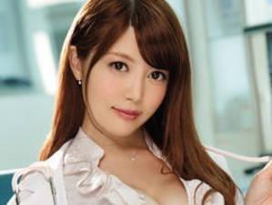 ▼榊梨々亜▼タイトスカートがエロすぎ痴女医が同僚の先生を誘惑するエチエチSEX！！