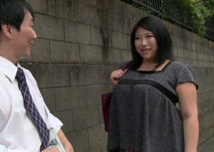 〈響りん〉性欲旺盛なデブお姉さんが見知らぬ男を自宅に連れ込み淫乱ＳＥＸ
