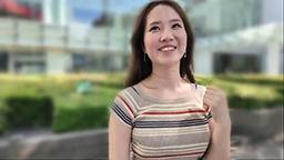 【素人ナンパ】初体験の大人の玩具にあっさり発情するホテル勤務24歳