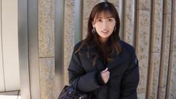 【人妻パコ】男優のデカチンにメス顔で発情生膣セックス