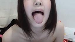 ライブチャット●そこらへんにいそうな素朴ギャルがこっそりオナニー魅せちゃいます
