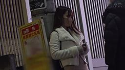 【立ちんぼ】生外出し3万で搬送したF乳コンカフェ嬢23歳