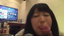 部屋でお姉ちゃんにフェラしてもらった時の動画