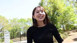 【個人撮影】結婚3年でセックスレスな人妻29歳のグチョ濡れなワレメ