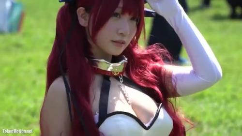 巨乳でセクシーなコスプレ。素晴らしき出来栄え！