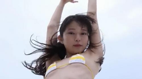 綺麗な細身の女性のしなやかな美しさのイメージビデオ［田中めい］