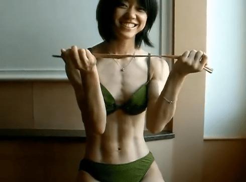 わたし脱いでもスゴイんです。筋肉女子。