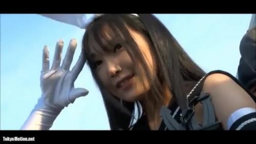 戦艦の擬人化コスプレ。下半身の装甲も薄いから後ろからだとムッチリと？