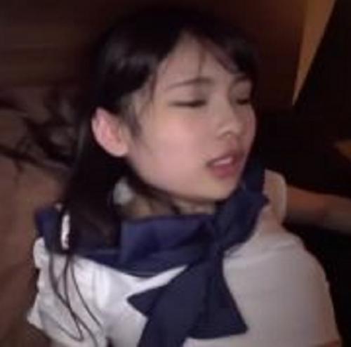 【アダルト無料動画】ビッチな素人美少女のアナルオナニー膣内射精主観中出
