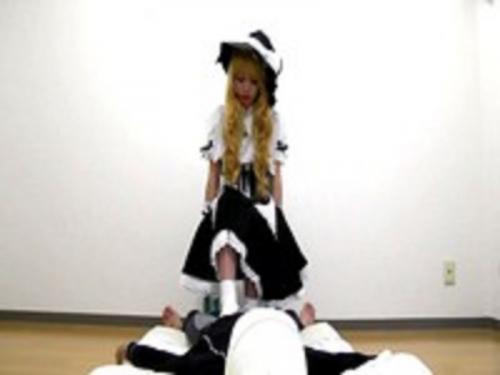 撮影会と騙して連れ込んだコスプレイヤーにセクハラからのHなお願い！