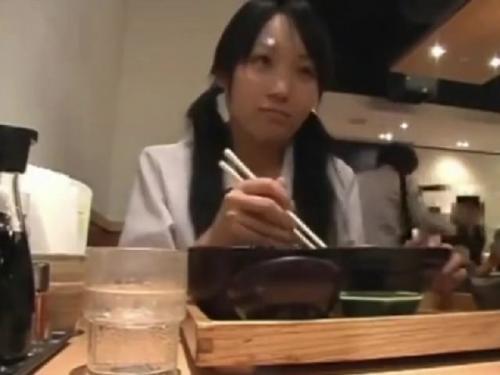 【個人流出】男に誘われた激カワなjkのハメ姿がネット流出ｗｗ