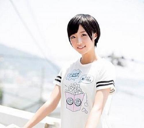 超逸材の美少女を発掘！福岡の港町から来た18歳・ほぼ処女の女子大生をAVデビュー！