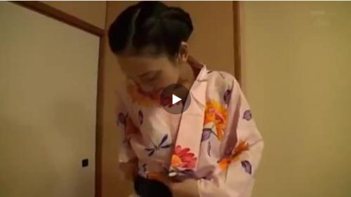 【辻本杏】開放的な露天風呂では湯気を立て火照る柔肌に激突き絶叫SEX
