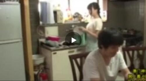 30代手前で未だに実家暮らしでニートな僕の楽しみは、実家住まいの兄夫婦の性生活の覗き見
