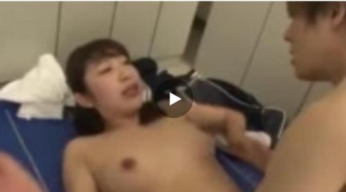 ボクの通う男子校の掃除のおばさんは美人で、しかもパンチラ＆ノーブラ