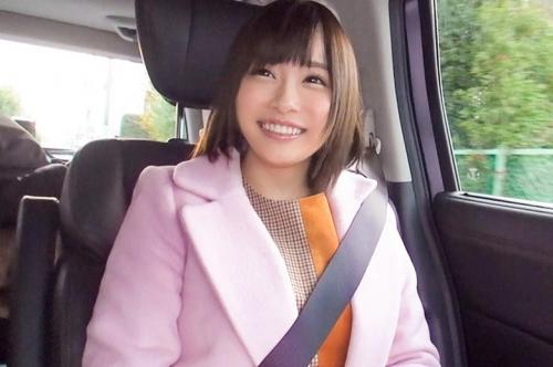 <初出演>人気男優とハメまくる！爆神乳に襲い掛かるスケベ男優たち！激ウマテクに美少女が絶叫ガチ狂いアクメに…<神尻>
