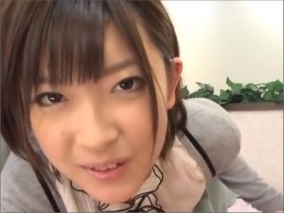 <芸能人似>『いらっしゃいませ』某テレビ局女子アナ竹内〇恵激似の爆乳美少女が膣内射精でガチ狂い！<中出し>