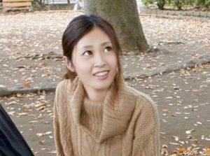 《人妻ナンパ》子持ち若妻ママが浮気チンポを舐め回す！！