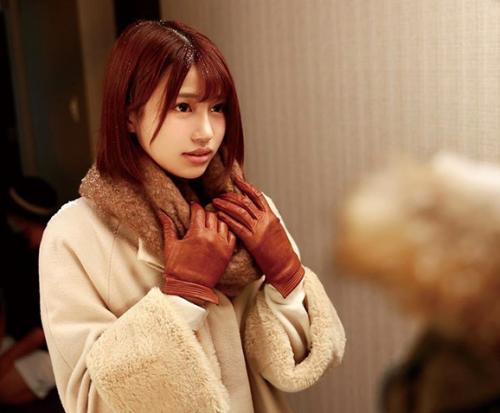 大雪で足止めされたお天気お姉さんが新人スタッフと性欲ヤバすぎSEX！