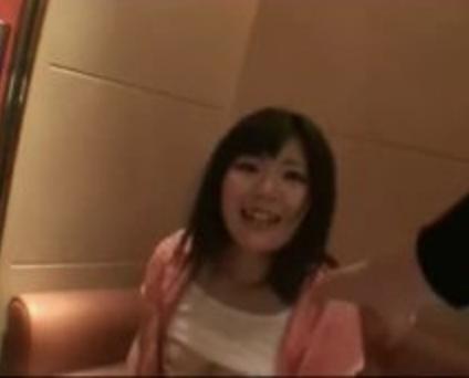 《個人撮影 ロリ 中出し》強制種付けされる学生の円光流出映像