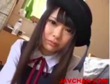 【犯罪してでもこんなJSと生ハメしたい？】ホテルに連れ込み制服姿の小●生とゴム無し挿入中出しの鬼畜