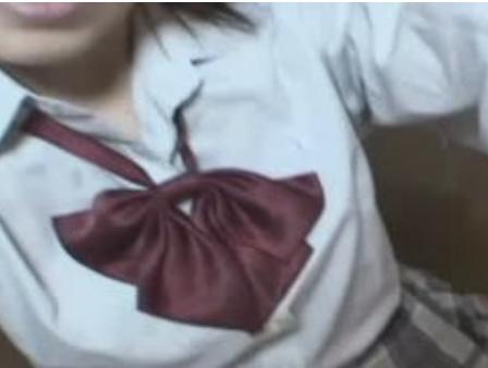 『どう…私の下着姿…！』自宅で制服姿の中●生がスマホ自撮りでオナニー姿を配信///