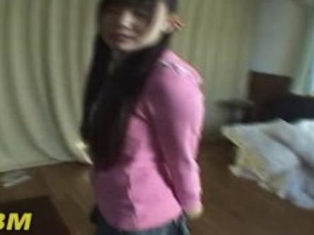 〈小●生 企画 くすぐり〉未成年少女を調教しちゃる！幼児な服装でエッチなことしまくりング♡
