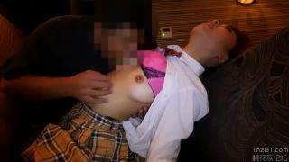 「締まり良いしもう我慢できない！」女子高生風ギャルの焦らしに焦らしたマ●コに生挿入♡