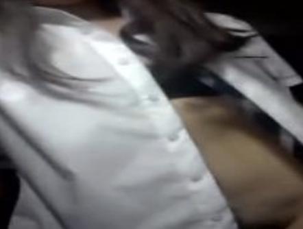 マジで！？こんなロリJKが制服姿から脱衣w彼氏に見せてあげる健気な彼女の自撮り動画が流出w