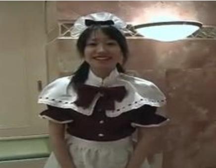 【上半期ロリコン大賞動画】援交で中◯生にメイドコスプレさせ生ハメ中出しする保存率No. 1動画！