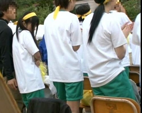 【痴漢レイプ】運動会にて可愛いスレンダーロリJKを強姦ｗｗ学校にて痴漢師が大暴走ｗｗ無理やりハメ撮りセックス