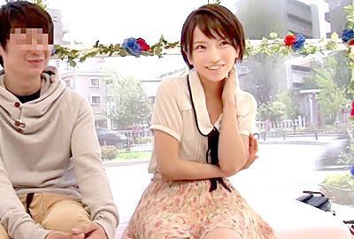 史上最高クラスに可愛いショートカット女友達とマジックミラー号でSEX！