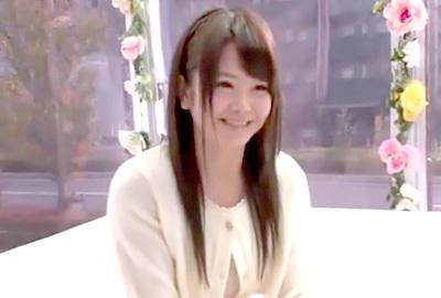 どこにでもいそうなのがリアルな女子大生をマジックミラー号に連れ込んでSEX！