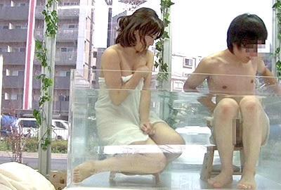 【マジックミラー号】ずっと気になってた女友達と2人きりで入浴！